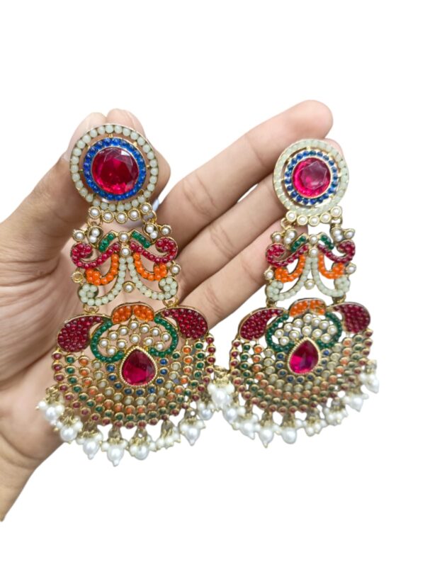 MULTI STONE EARRING